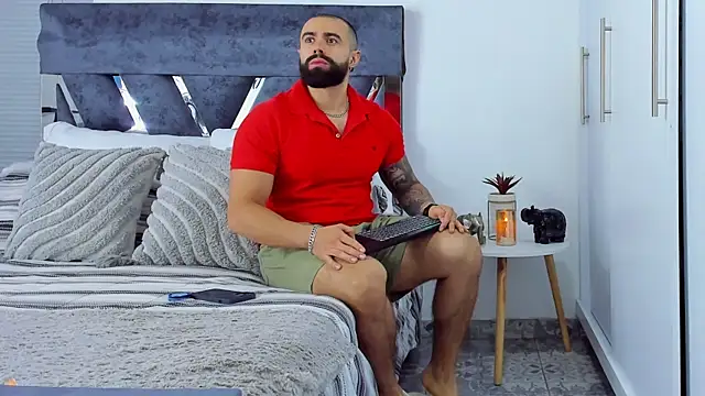 Zack Froone online show from November 18, 2025, 3:04 pm