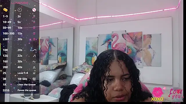 alegriamartinez online show from November 6, 2025, 6:56 pm