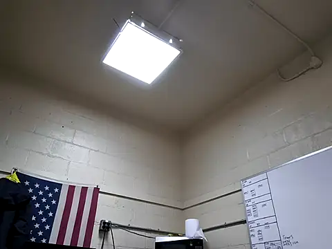 Cockrub1 online show from April 20, 2026, 11:35 am