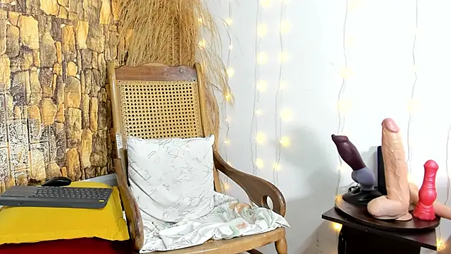 natacha wolf online show from June 20, 2026, 3:22 am