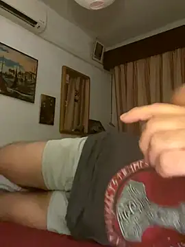 Snapshot of Russirayu chatting on October 24, 2025, 9:47 pm Russirayu online show from October 24, 2025, 9:47 pm