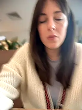 MommmyYummy online show from September 10, 2025, 9:19 am