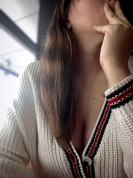 MommmyYummy online show from October 31, 2025, 10:34 am