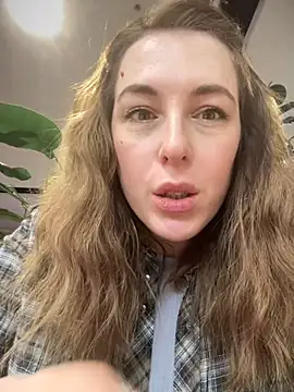 MommmyYummy online show from February 23, 2025, 3:18 pm