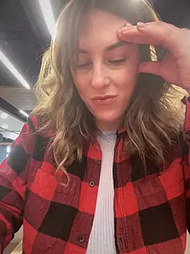 MommmyYummy online show from February 4, 2025, 11:27 am