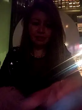 isabellacen online show from March 2, 2025, 4:17 am