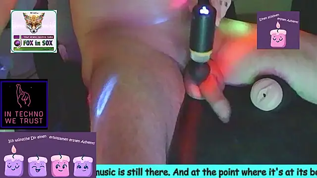 Snapshot of RevilO1180 chatting on November 30, 2025, 11:38 pm RevilO1180 online show from November 30, 2025, 11:38 pm