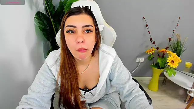 EveEvian online show from April 24, 2026, 11:23 am
