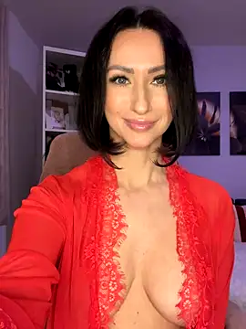 KatyEvanss online show from October 29, 2025, 7:24 pm