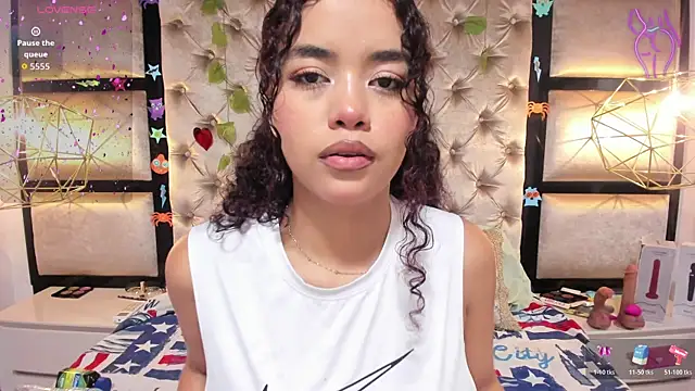 Angela lovee online show from June 13, 2026, 12:47 pm