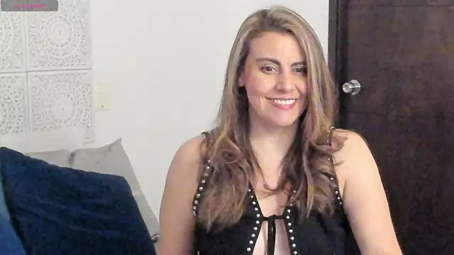 V monse online show from September 26, 2025, 9:54 pm