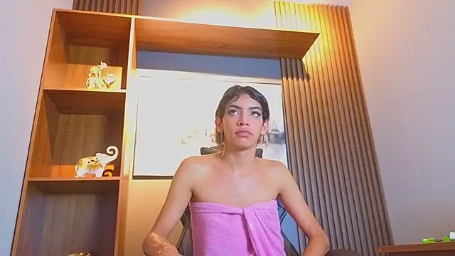 Alahia Rodriguez online show from May 1, 2026, 3:39 pm