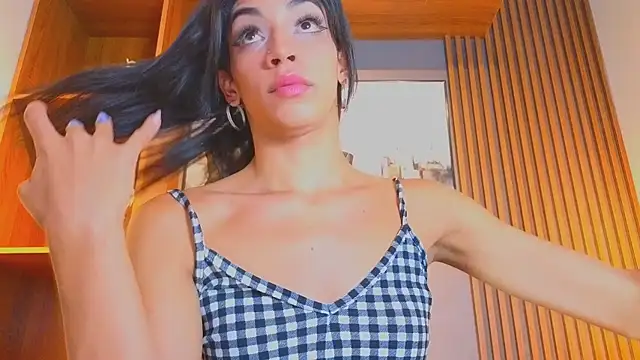 Alahia Rodriguez online show from June 18, 2026, 7:41 pm