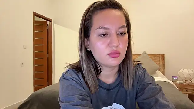 Snapshot of Nelly_Fischer chatting on September 16, 2025, 10:16 am Nelly Fischer online show from September 16, 2025, 10:16 am