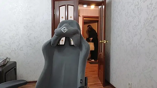 Snapshot of Nelly_Fischer chatting on January 12, 2025, 1:37 pm Nelly Fischer online show from January 12, 2025, 1:37 pm