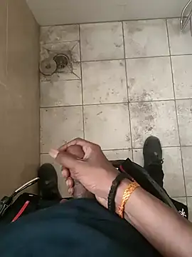 samlord261 online show from February 8, 2025, 7:04 am