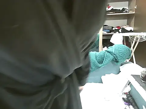 Ulyana72882 online show from January 11, 2025, 8:21 pm