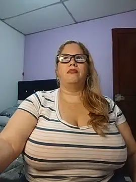 EllisW8 online show from July 9, 2026, 10:59 am
