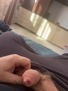 Aronn4 online show from February 27, 2025, 12:45 pm