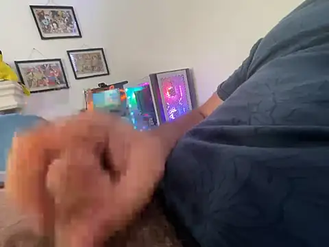 HardlyaBrigade online show from June 11, 2026, 7:33 pm