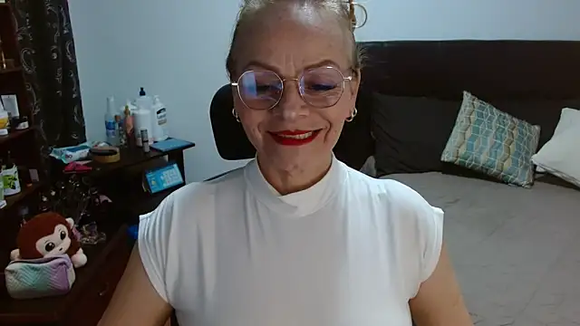 asleycavta online show from November 23, 2025, 12:20 am