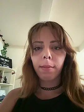 Mia Railey online show from July 17, 2026, 7:33 pm