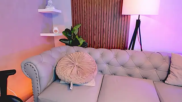 liam collins21 online show from November 23, 2025, 12:04 pm