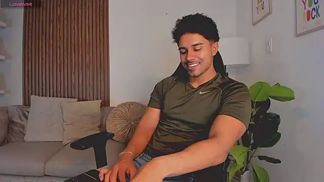 liam collins21 online show from October 3, 2025, 11:56 am