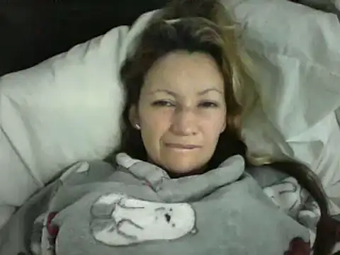 Snapshot of Paulita_x3 chatting on November 14, 2025, 11:25 am Paulita x3 online show from November 14, 2025, 11:25 am