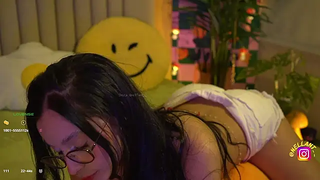 antonella maitt1 online show from October 29, 2025, 3:38 am