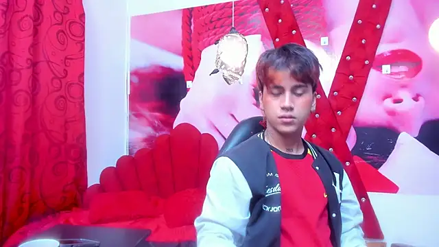 alex 477 online show from September 15, 2025, 11:32 am