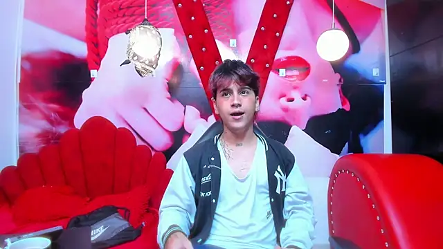 alex 477 online show from September 24, 2025, 11:28 am