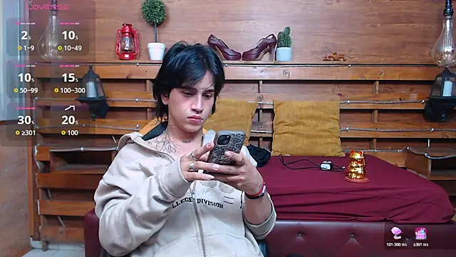Snapshot of alex_477 chatting on July 22, 2026, 11:34 am alex 477 online show from July 22, 2026, 11:34 am