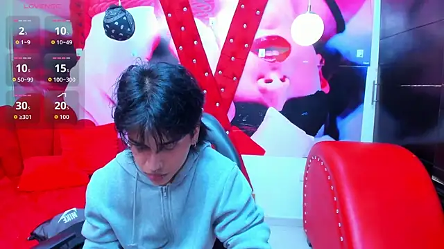 Snapshot of alex_477 chatting on July 10, 2026, 11:43 am alex 477 online show from July 10, 2026, 11:43 am