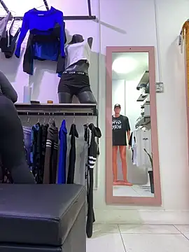 kim monti online show from October 6, 2025, 9:04 pm