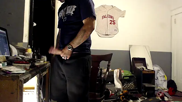 sledge901 online show from October 18, 2025, 1:07 am