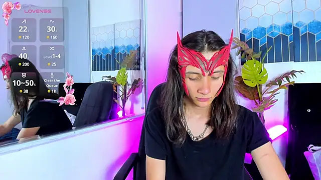 Feniix   online show from March 15, 2025, 3:40 am