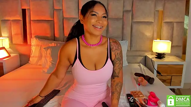 Snapshot of Miss_Abigail_ chatting on February 25, 2026, 1:33 pm Miss Abigail online show from February 25, 2026, 1:33 pm