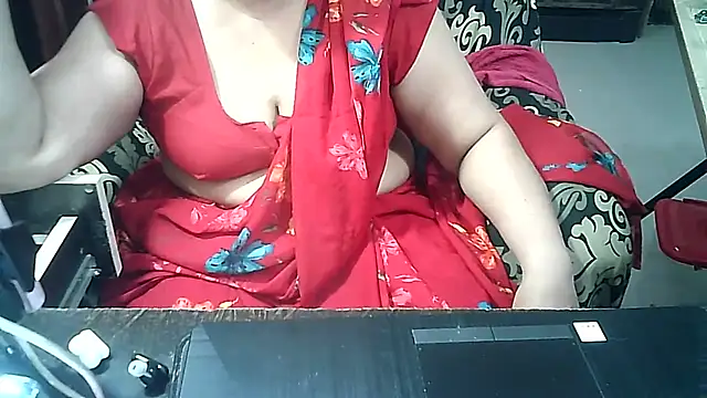 Punambhabisexy online show from July 17, 2026, 7:44 pm