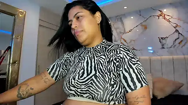 Snapshot of kiana_cream chatting on June 12, 2026, 12:03 pm kiana cream online show from June 12, 2026, 12:03 pm