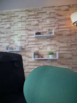  Abril-Office1 online show from June 4, 2026, 3:28 pm