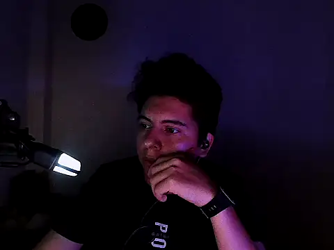 ArtudKing online show from March 16, 2026, 4:09 am