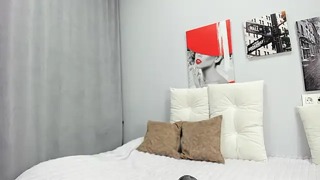 Tiny JuJu online show from March 20, 2026, 1:06 am