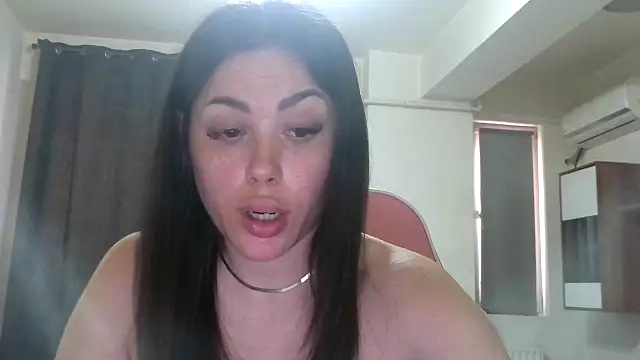 LovelyJulliette online show from May 31, 2026, 12:55 pm