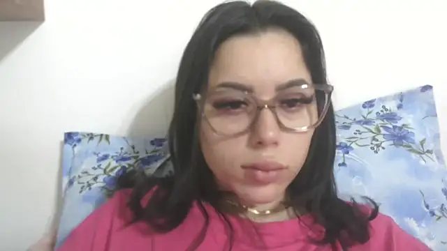 LovelyJulliette online show from March 22, 2026, 2:51 pm