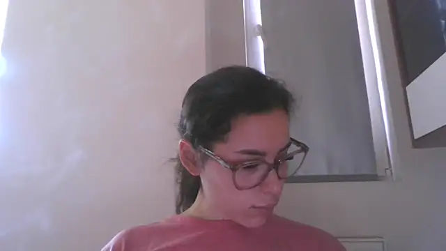 LovelyJulliette online show from October 31, 2025, 1:08 pm