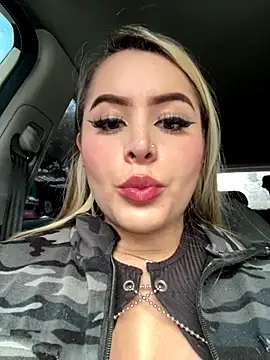 natashasweet online show from September 18, 2025, 10:02 pm