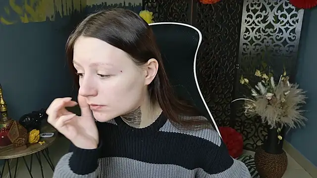 VeliraBraitberg online show from March 2, 2025, 5:44 am