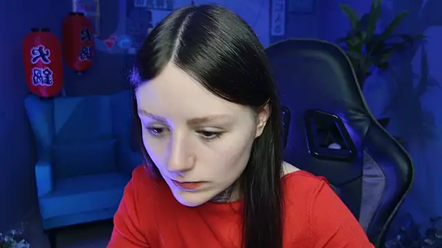 VeliraBraitberg online show from February 19, 2025, 8:12 am