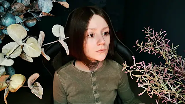 VeliraBraitberg online show from March 14, 2025, 8:10 am